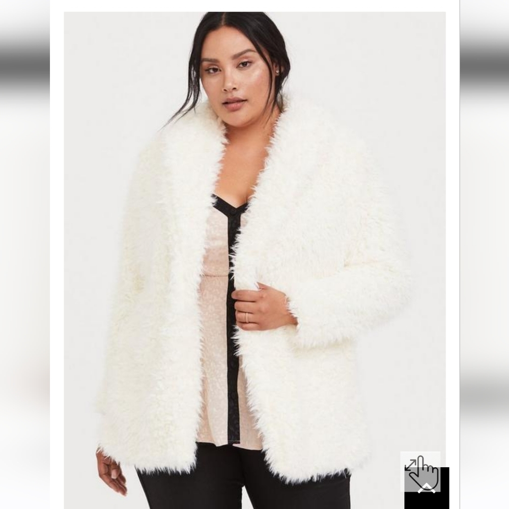 Torrid Teddy Bear Faux Fur Drape Front Jacket. Size 2x